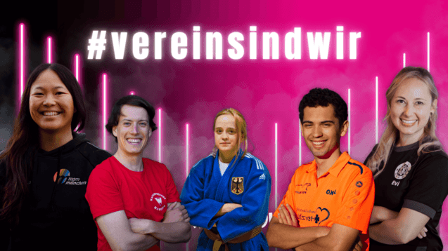 Fünf Sportler in verschiedenen Outfits vor einem bunten Hintergrund mit dem Schriftzug „#vereinsindwir“.